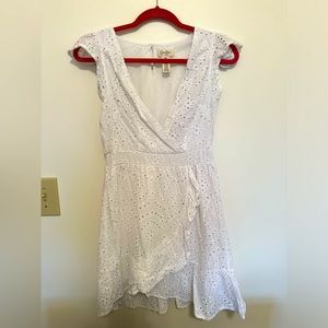 NWOT Jessica Simpson White Dress